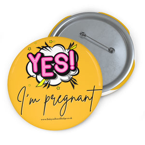 Yes! I’m pregnant! baby on board pin badge in lovely yellow | Baby Shower Gift | Pregnancy